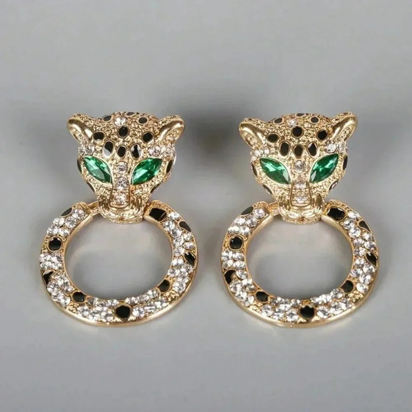 . Jewelry - leopard Rhinestone cuff earring chic elegant trendy luxury